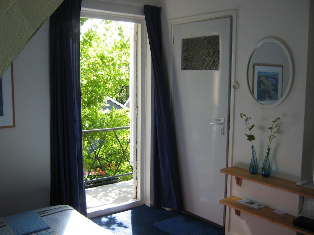 B&B De Esdoorn Norg Стая снимка