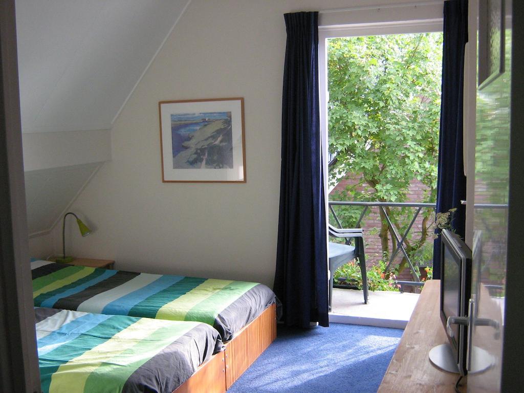 B&B De Esdoorn Norg Стая снимка